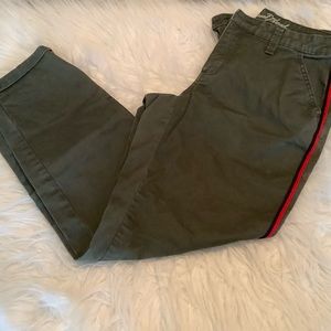 UNIVERSAL THREAD GREEN PANTS